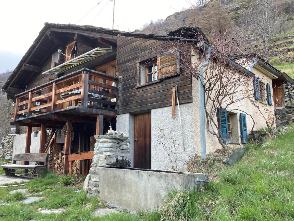 Chalet La Paz With Hotpot And Sauna Villa Törbel Екстериор снимка